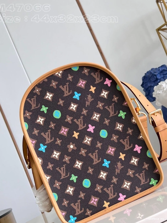 WIS LOUIS VUITTON Dog Bag-44*32*23CM 1122